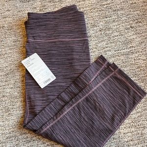 Athleta Ultimate Capri Tights